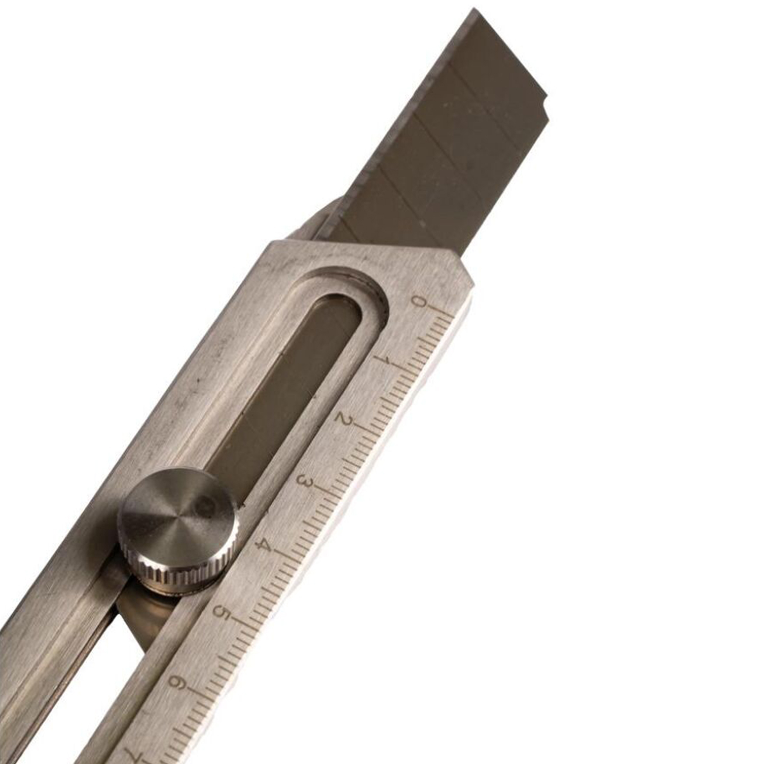 Нож Квалитет 18 мм нержавеющая сталь НФ-18НС